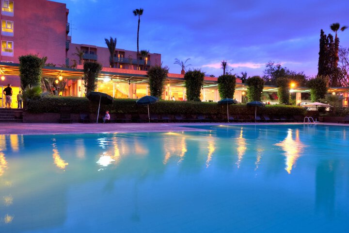 Hotel Pool
