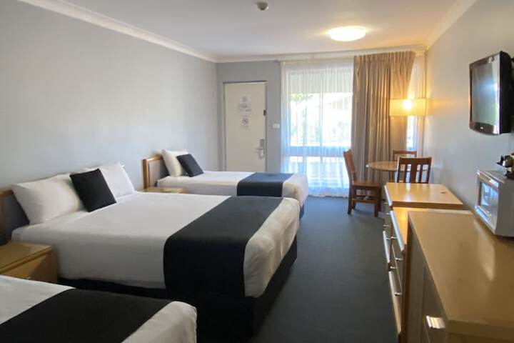 Room 12 of 31