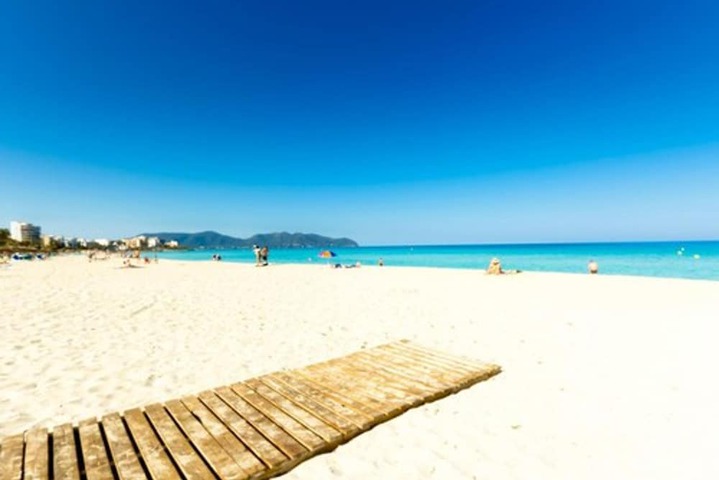 Beach 53 of 58