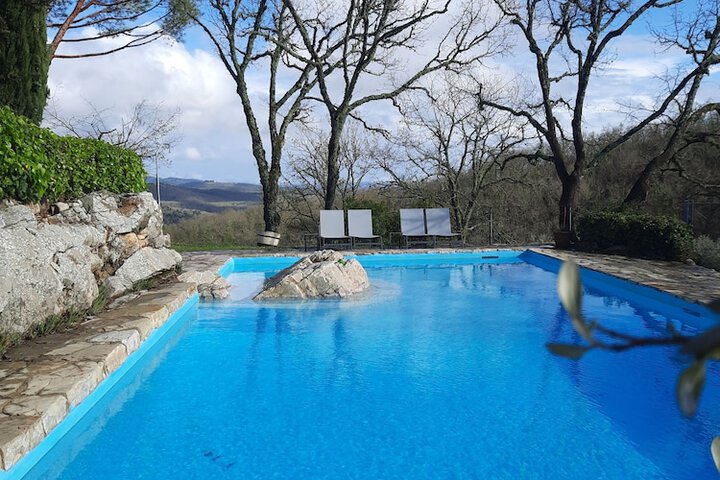 Pool 61 of 94