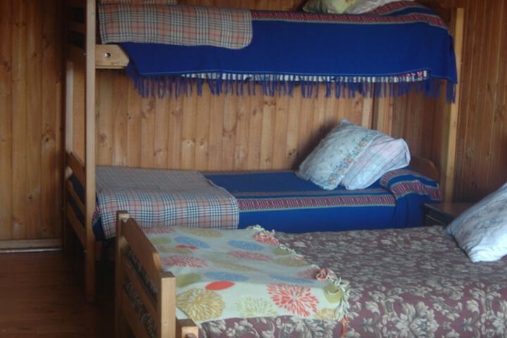 Room 6 of 28