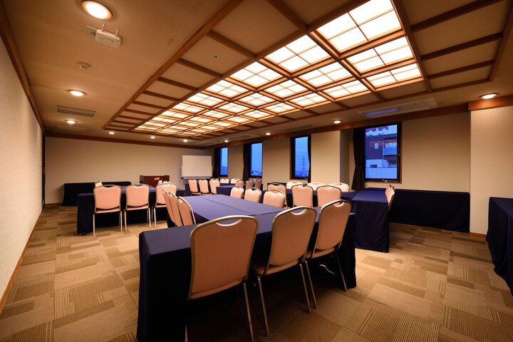 Meeting 18 of 25