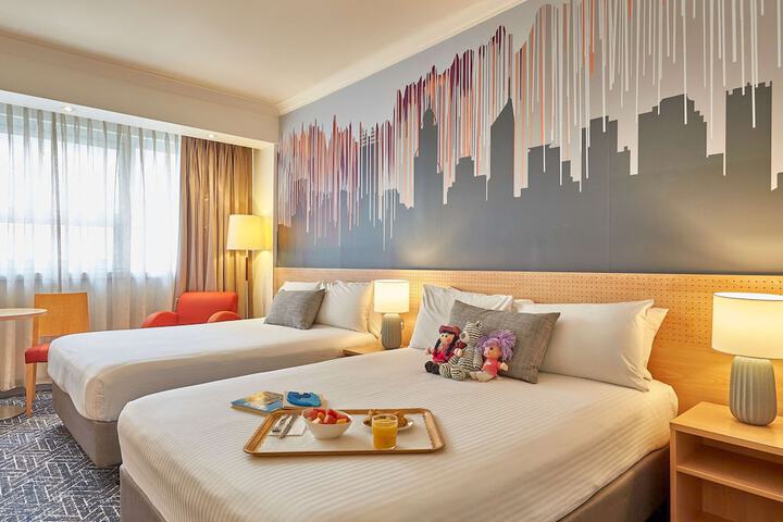 Room 20 of 150