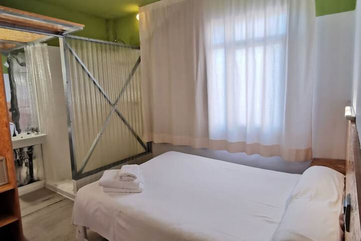 Room 18 of 63