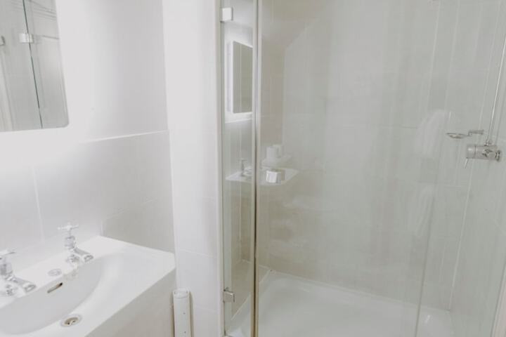 Bath Photo
