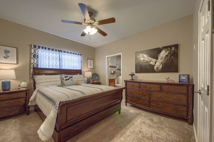 Room 2 of 47
