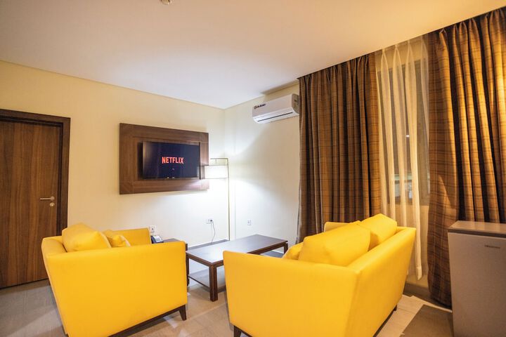 Room 14 of 31