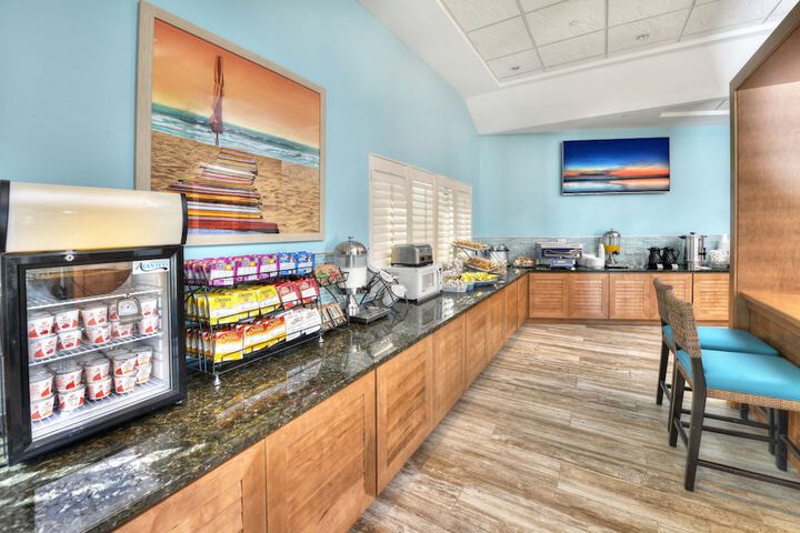 Breakfast area
