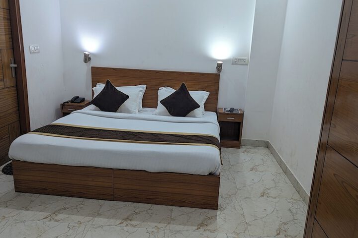Hotel Prime Chhatarpur