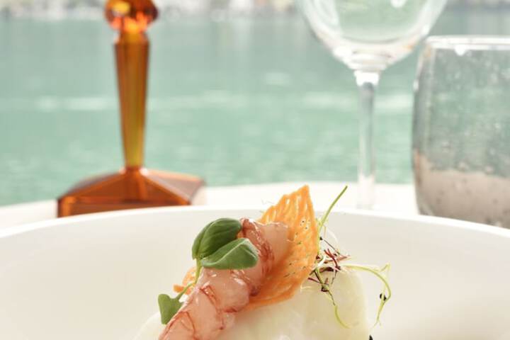 Dining 68 of 106