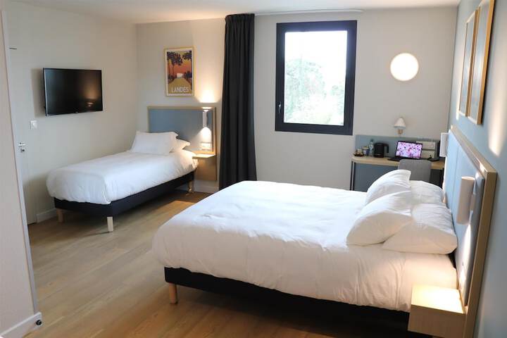Room 16 of 36
