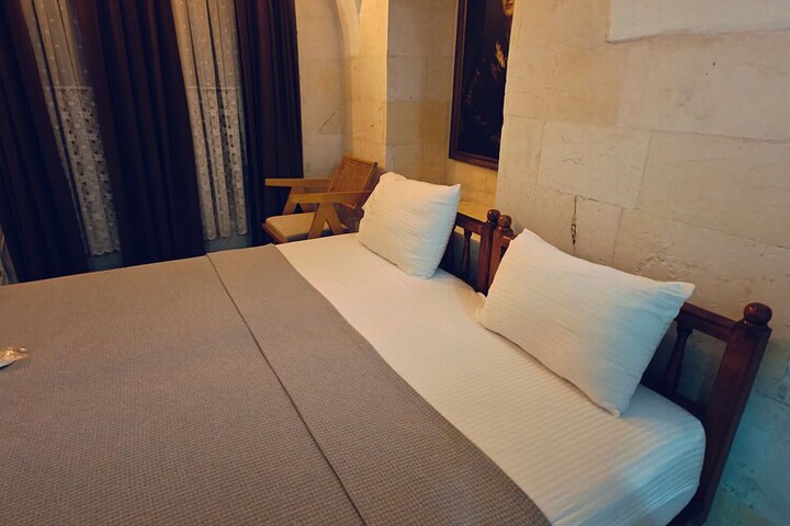 Room 46 of 88