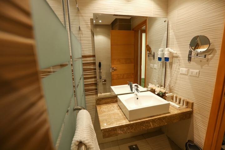 Room 21 of 39