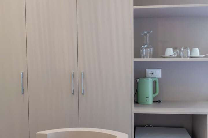 Room 31 of 175