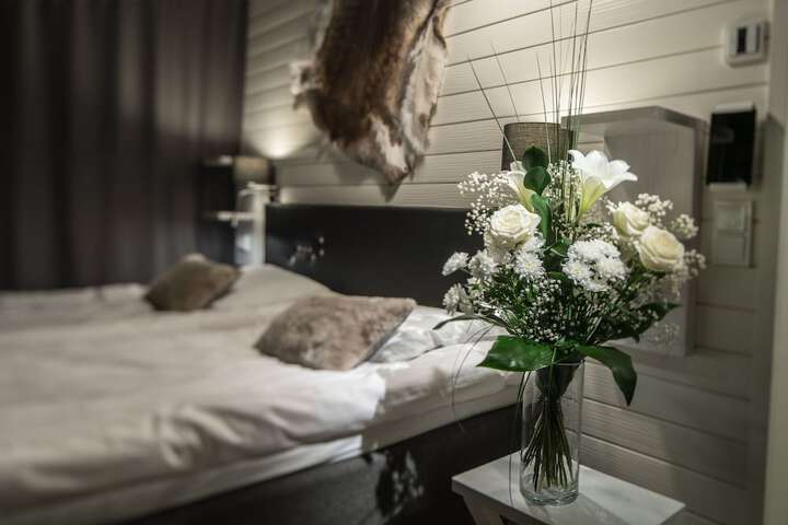 Room 13 of 48