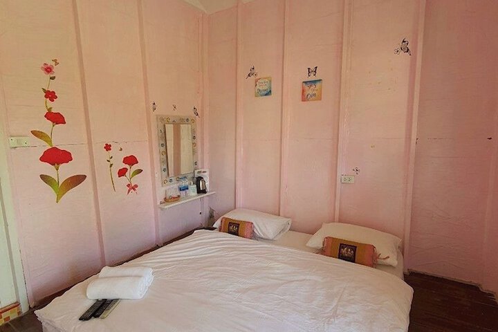 Room 35 of 100