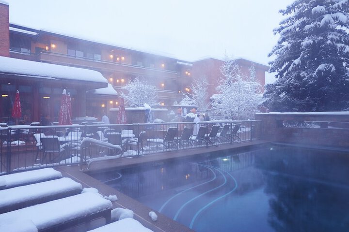 Pool 140 of 185