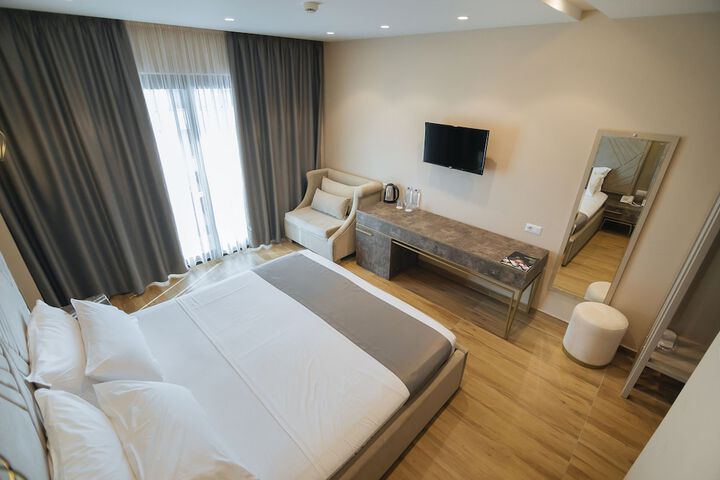 Room 7 of 54