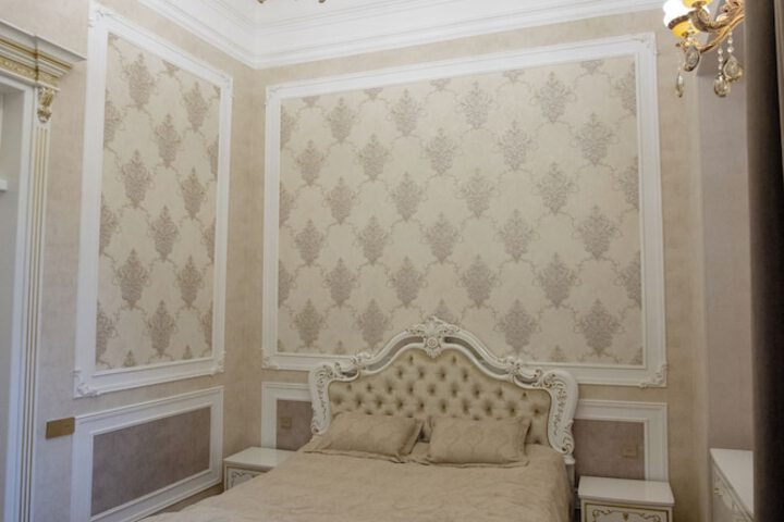 Room 3 of 9