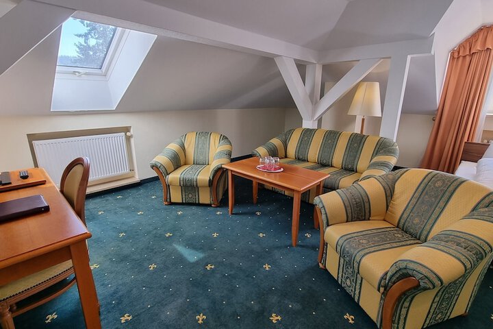 Room 21 of 79