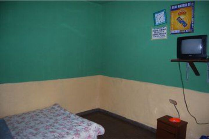 Room 7 of 8