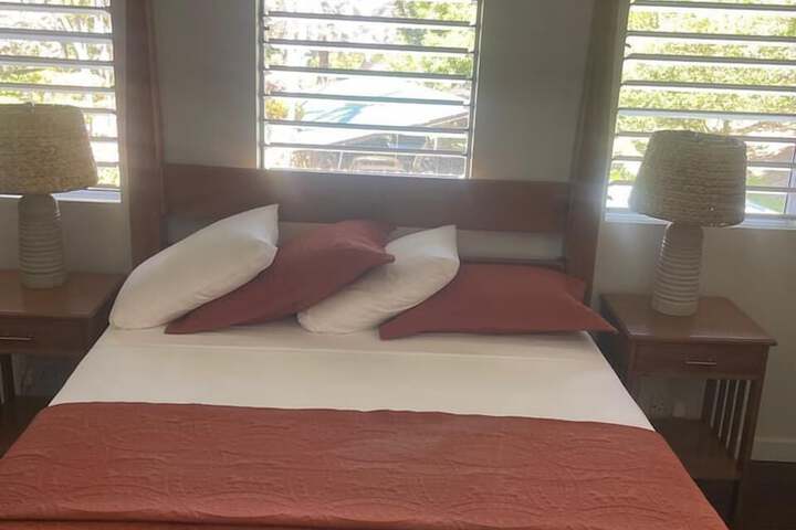 Room 28 of 83
