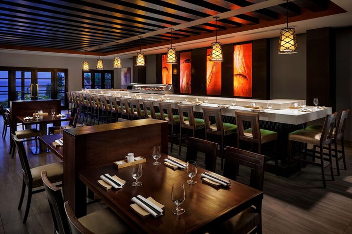 Dining 76 of 121