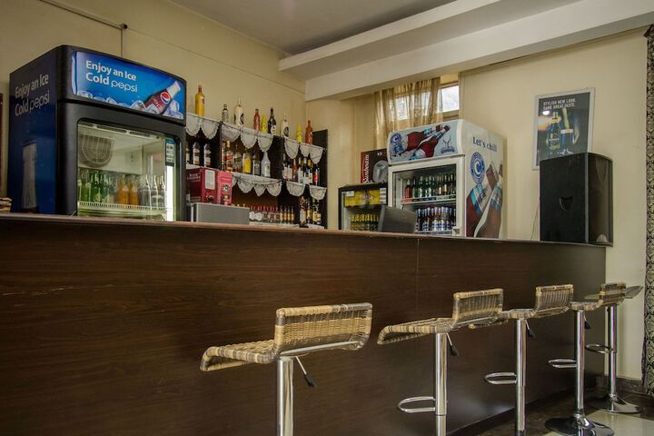Lounge 46 of 58