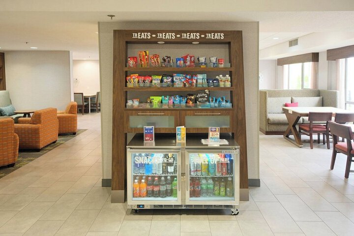 Snack bar