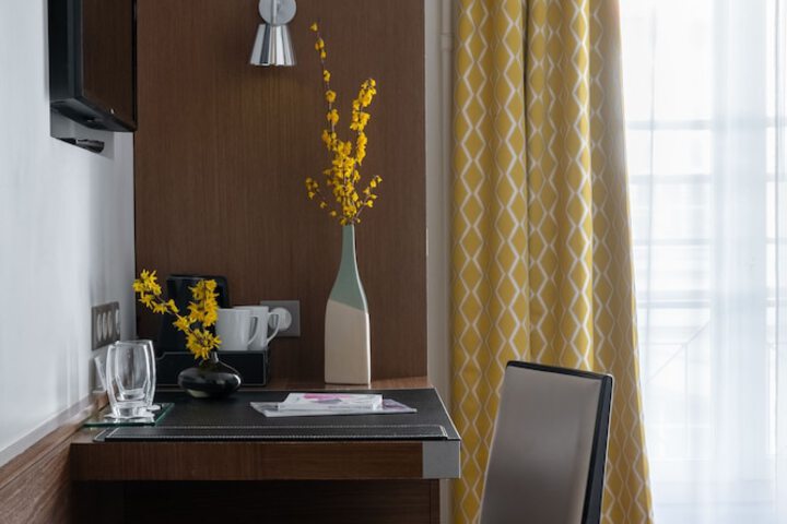 Room 42 of 74