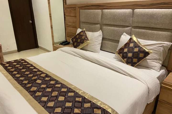 Room 14 of 47