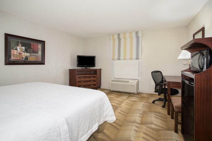 Room 12 of 41