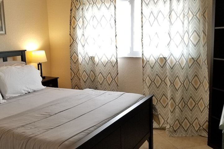 Room 13 of 24
