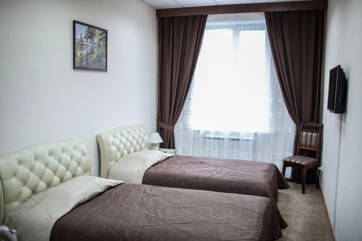 Room 4 of 14