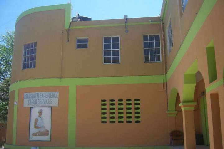 Room 9 of 48
