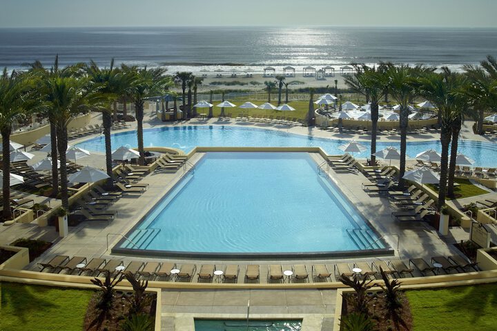 Pool 145 of 190