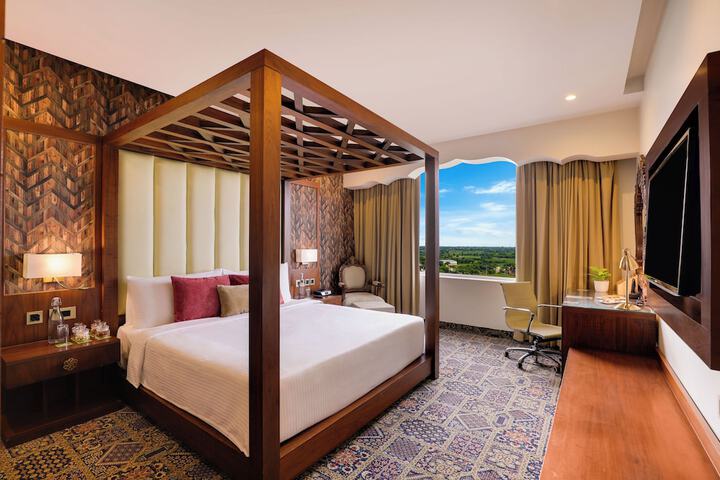 Room 16 of 61