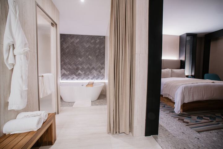 Room 11 of 59