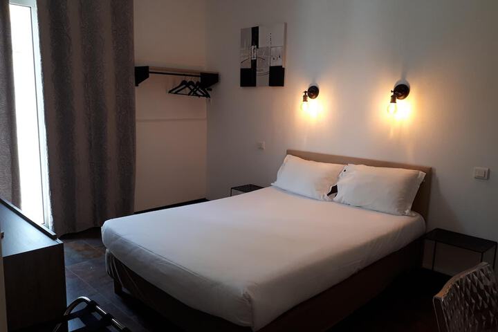 Room 17 of 57