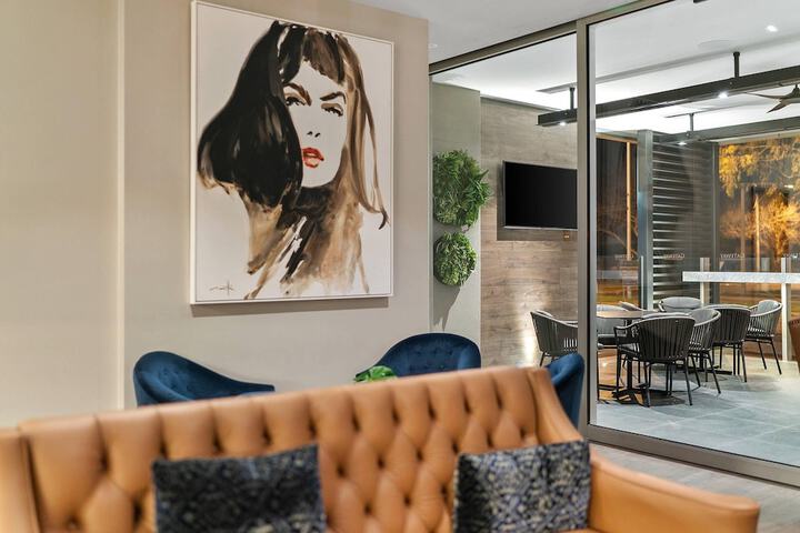 Guest Lobby