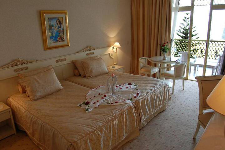 Room 3 of 30