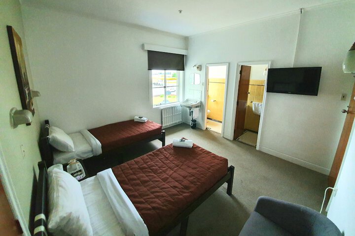 Room 19 of 51