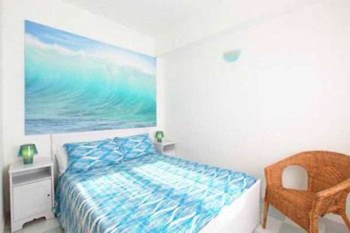 Room 6 of 35