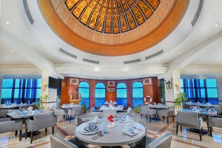 Dining 49 of 68