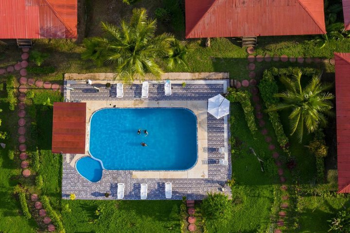 Pool Hotel