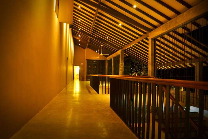 Ballroom/Hall 64 of 76