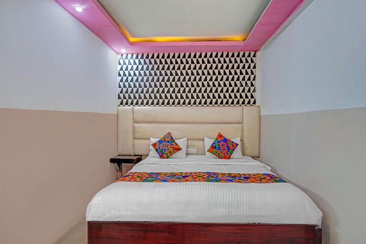 Room 17 of 23