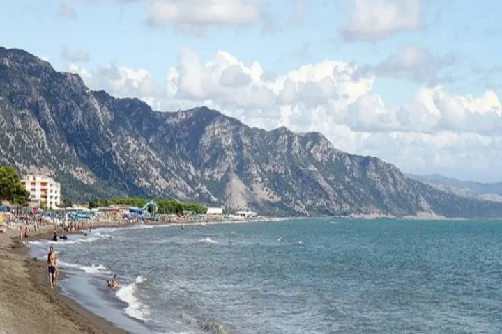 Beach 16 of 22