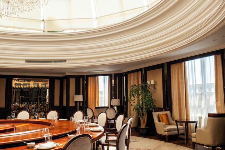 Dining 80 of 152