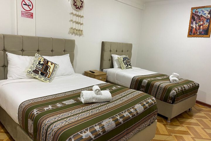 Room 5 of 8